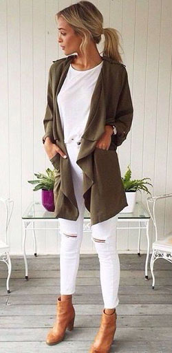 Wow! You must see these women outfits, Casual wear: winter outfits,  Casual Outfits,  White Denim Outfits  