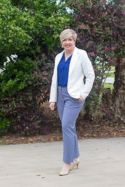 Chic White Blazer Outfit: Blazer Outfit,  Formal wear,  Trendy Outfits  