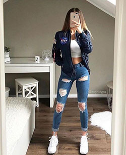 Check these fine trendy cute outfits, Casual wear: Ripped Jeans,  Grunge fashion,  Casual Outfits,  School Outfits 2020  