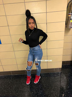 High school dope swag outfits: Crop top,  School Outfit,  Casual Outfits,  School Outfits 2020  