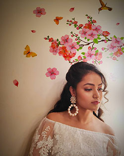 Farhina Parvez Jarimari Instagram, Floral design, Pink M: Floral design,  Beautiful Girls,  Farhina Parvez Jarimari  