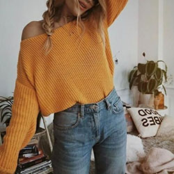 Mom jeans with orange sweater: Crop top,  Christmas jumper,  Mom jeans,  Trendy Outfits,  Casual Outfits  