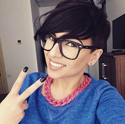 Lyhyet hiukset ja silmÃ¤lasit: Long hair,  Hair Color Ideas,  Hairstyle Ideas,  Short hair,  Pixie cut,  Nerdy Glasses  