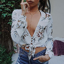 Twist Knot How To Knot A Shirt: Grunge fashion,  Lollapalooza Chicago,  Top Outfits  