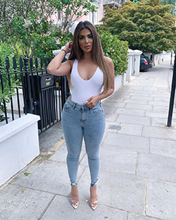 Sofia Instagram Sexy Photos: party outfits,  Casual Outfits  