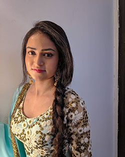 Farhina Parvez Jarimari Instagram, Photo shoot, Portrait -m-: Long hair,  Beautiful Girls,  Hair Care,  Formal wear,  Photo shoot,  Farhina Parvez Jarimari  