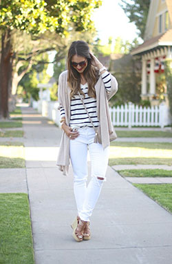 Summer White Ripped Jeans Outfit: Slim-Fit Pants,  Casual Outfits,  White Denim Outfits  