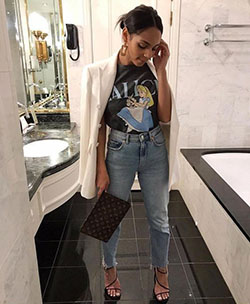Jeans New Fashion For Girls 2020: Casual Outfits,  fashion goals,  Tumblr Dresses,  Outfit Inspiration 2020  