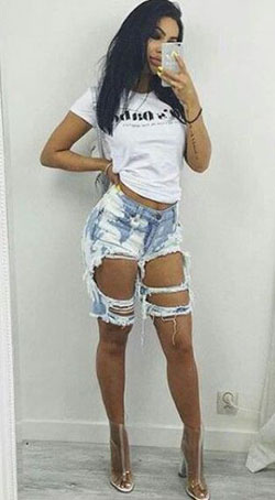 Casual Knee Length Shorts Outfits: Ripped Jeans,  High-Heeled Shoe,  Boot Outfits,  Shorts Outfit,  Casual Outfits  