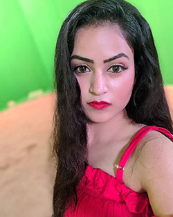 Farhina Parvez Jarimari Instagram, Portrait -m-, Hair coloring: Hair Color Ideas,  Beautiful Girls,  Photo shoot,  Farhina Parvez Jarimari  