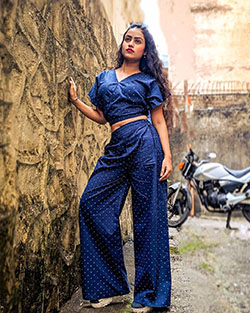 Outfit desire fashion model, Farhina Parvez Jarimari: fashion model,  Photo shoot,  Farhina Parvez Jarimari,  Farhina Parvez  
