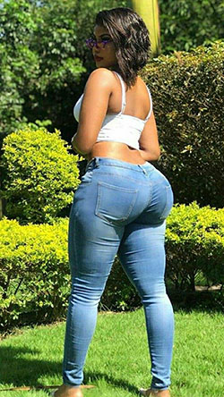 Everyone should see these big juicy ass, Female body shape: Capri pants,  Tight Jeans Outfit  