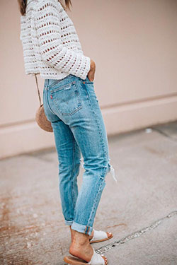 Casual Styles Denim Jacket Outfit Ideas For Ladies: Casual Outfits,  Slim-Fit Pants,  Mom jeans  