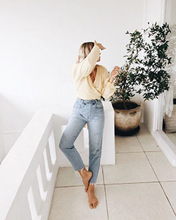 Stylish Outfits With Denims For Young Girls - Street Style: Outfit with jeans,  Denim Outfits,  Jeans Outfit Ideas  