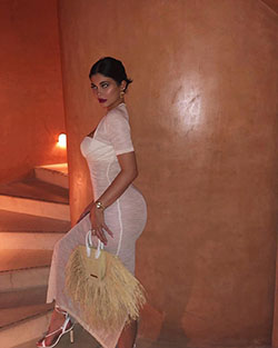 Fabulous Instagram Style Kylie Jenner Snaps: FASHION,  Stylevore,  Hot Instagram Models,  Vintage clothing,  luxury,  Vogue,  Hot kylie jenner,  instagram profile picture,  kylie jenner Style,  instagram kylie jenner,  Cute kylie jenner,  instagram models,  kylie jenner Images,  kyliejenner,  haileybaldwin,  arianagrande  