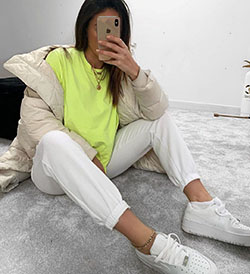 Casual Winter Outfits For Teenage Girls Tumblr: Beautiful Girls,  FASHION,  Outfit Ideas,  Love,  White Outfit,  fashioninsta,  sunday,  grey,  Cool Fashion,  Winter Outfit Ideas,  Winter Street Style,  Outfits For Winter,  Outfits For Teens,  Winter Casual,  Classy Winter Dresses  