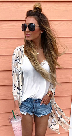 Birthday outfit ideas kimonos jean shorts, Casual wear: Ripped Jeans,  shirts,  kimono outfits,  Casual Outfits,  Denim Shorts  