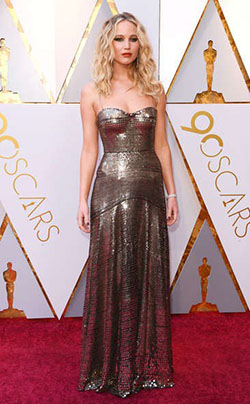 JENNIFER LAWRENCE in Dior at the 2018 Oscars, Red Carpet Dresses: Dresses Ideas,  Celebrity Fashion,  Hollywood Award Function,  Celebrity Gowns,  Red Carpet Hairstyle,  Red Carpet Pictures,  Oscars  