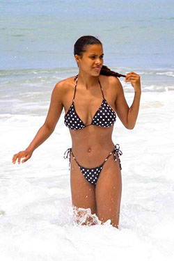 Tina Kunakey in Bikini on the beach of Rio de Janeiro: bikini,  Celebrity Fashion,  Beach outfit,  hot celebrity  