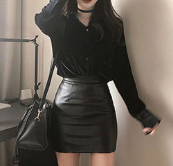 Trendy Outfits To Look Stylish In 2020, Little black dress, Grunge fashion: Plus size outfit,  Plus-Size Model,  Grunge fashion,  Trendy Outfits,  fashioninsta  