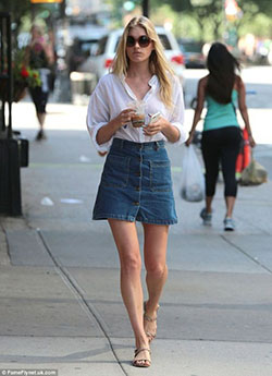 Blouse and denim skirt: Denim skirt,  Crop top,  shirts,  Skirt Outfits,  Casual Outfits  