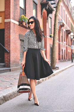 Helpful ideas for flare skirt outfits, Little black dress: Petite size,  Fashion week,  Trendy Outfits,  FLARE SKIRT  