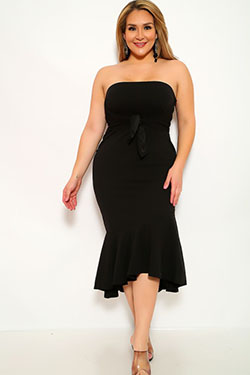 Black Strapless Plus Size Party Outfit: 