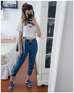 Fashionable Spring Outfit Ideas For 2020, Slim-fit pants: Slim-Fit Pants,  Spring Outfits  
