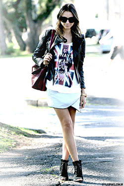 Nice and beautiful fashion model, Model M keyboard: Leather jacket,  Skirt Outfits  