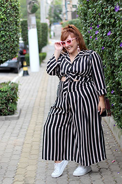 Latest Streetwear Dress For Street Fashion: Street Outfit Ideas,  Classy Streetwear Outfit,  Cute Chubby Girl Outfits,  Chubby Girl attire,  Streetwear For Chubby Girl,  Plus size outfit  