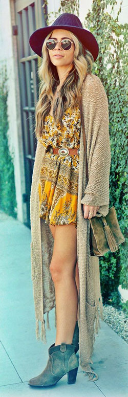 Do you see these 90s boho fashion, Bohemian style: Bohemian style,  fashion blogger,  Long Cardigan Outfits  