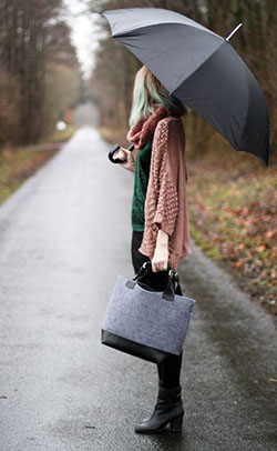 Latest Aesthetic Vintage Outfit For Mature Women: Rainy Days Outfit,  Casual Rainy Days Outfit  