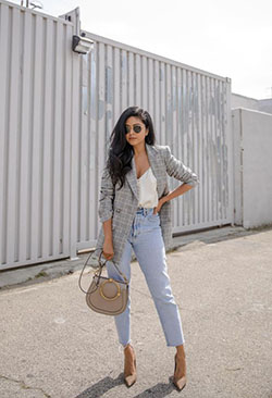 Beautiful Outfits With Mom Jeans For Young Ladies - Casual Trend: Casual Outfits,  Denim Outfits,  Jeans Outfit Ideas  