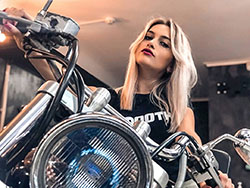 Aleksandra Glance hot girls photoshoot, cute girls photos, automotive lighting: Motor vehicle,  Cute Hairstyles,  Aleksandra Glance Instagram  