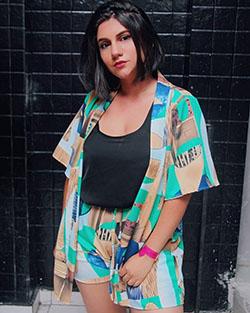 Ju Santos Instagram photoshoot poses, thigh pics, Cool Stylish Girls: Street Style,  Insta Beauty  
