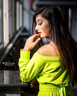 Pretty Somya Daundkar  Snapshot, TikTok Star: TikTok Stars,  Hot Insta Pics,  Girls On TikTok,  Hot TikTok Girls,  Popular TikTok Girls,  TikTok India,  TikTok Girls,  keeploving,  Somya Daundkar,  Somya Daundkar Sexy Pictures  