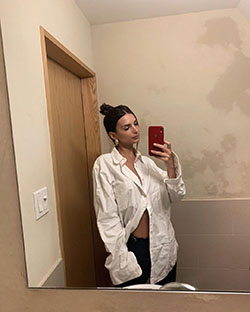 Instagram Style Emily Ratajkowski: Instagram photos,  Hot Instagram Models,  Instagram pictures,  hottest girls on Instagram,  Emily Ratajkowski,  Super Hot Emily Ratajkowski  