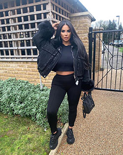 black colour outfit with sportswear, leggings, tights: Black Jeans,  Black Leggings,  Black Tights,  Black Sportswear,  Black Jacket  