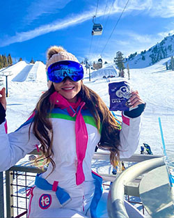 Caitlin Rice, mountain range, ski equipment, winter sport: Brianna Francisco Instagram,  Purple And Pink Outfit  