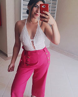 Ju Santos Instagram cute girls photos, Lips Smile, fashion wear: White And Pink Outfit,  Insta Beauty  