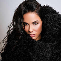 Melissa Riso fur colour outfit, Natural Black Hairstyles, Face Makeup: Flash Photography  