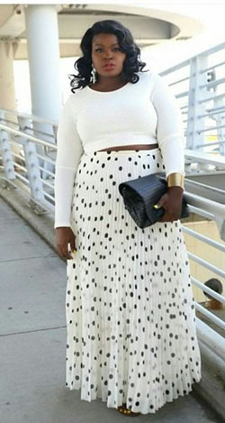 Plus size maxi skirt and crop top: Crop top,  White Outfit,  Date Outfits,  Street Style  