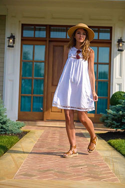 White outfit ideas with: party outfits,  fashion model,  White And Blue Outfit  