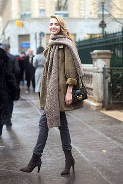 Street style parka kaki, street fashion, fur clothing, trench coat, sasha luss: Fur clothing,  Trench coat,  Street Style,  Classy Fashion  