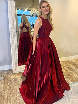 Red style outfit with bridal party dress, wedding dress, evening gown: party outfits,  Wedding dress,  Evening gown,  Ball gown,  fashion model,  Prom Dresses,  Bridal Party Dress,  Red Outfit,  burgundy gown,  Red Gown  