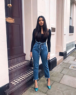 Electric blue and blue outfit style with mom jeans, trousers, jeans: Mom jeans,  Electric blue,  Street Style,  Electric Blue And Blue Outfit,  Pant Outfits  