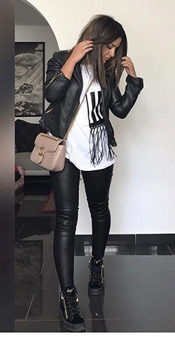 black matching ideas for girls with leather leather jacket, leggings, leather: Black Jeans,  Leather jacket,  Black Leggings,  Spring Outfits,  Black Tights,  Black Leather,  Black Jacket,  Black Leather Jacket  