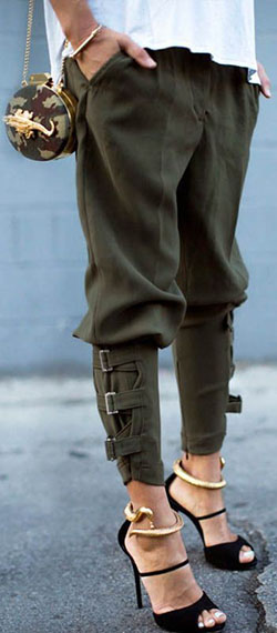Harem pants and heels: cargo pants,  High-Heeled Shoe,  Harem pants,  Joggers Outfit,  Khaki Cargo Pants,  Khaki Trousers,  Khaki Jeans  