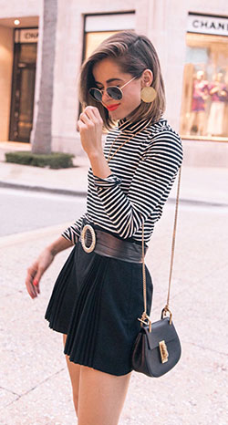 White and black outfit Stylevore with little black dress, little black dress, leather skirt, miniskirt: Street Style,  Little Black Dress,  White And Black Outfit,  Mini Skirt Outfit  