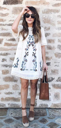 White and blue colour outfit ideas 2020 with boho dress, maxi dress shoe: fashion model,  Maxi dress,  Boho Dress,  Street Style,  Casual Outfits,  Boho Chic  